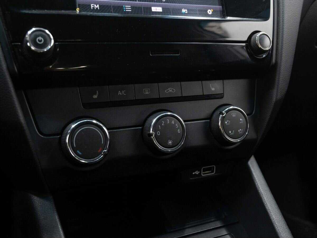 Skoda Octavia с пробегом — 2018 год. Фото: #17