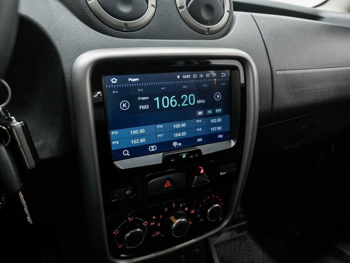 Renault Duster с пробегом — 2014 год. Фото: #18