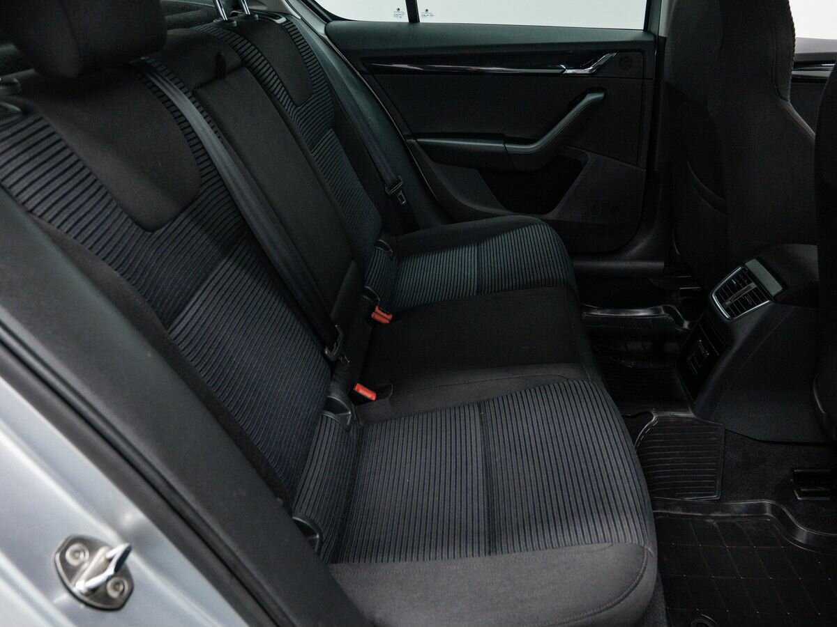 Skoda Octavia с пробегом — 2015 год. Фото: #5