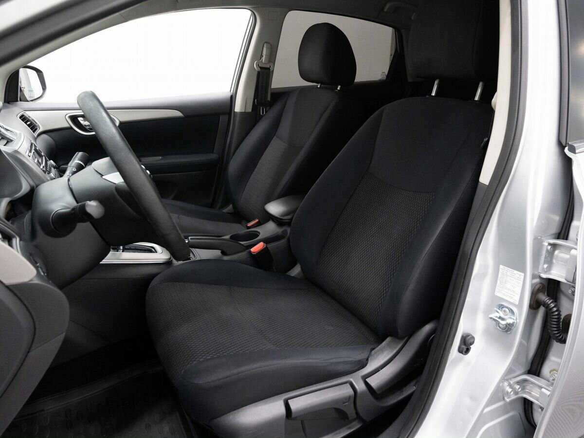 Nissan Sentra с пробегом — 2015 год. Фото: #9