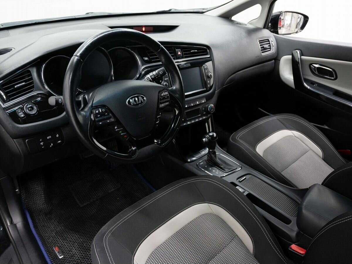 Kia Ceed с пробегом — 2017 год. Фото: #7