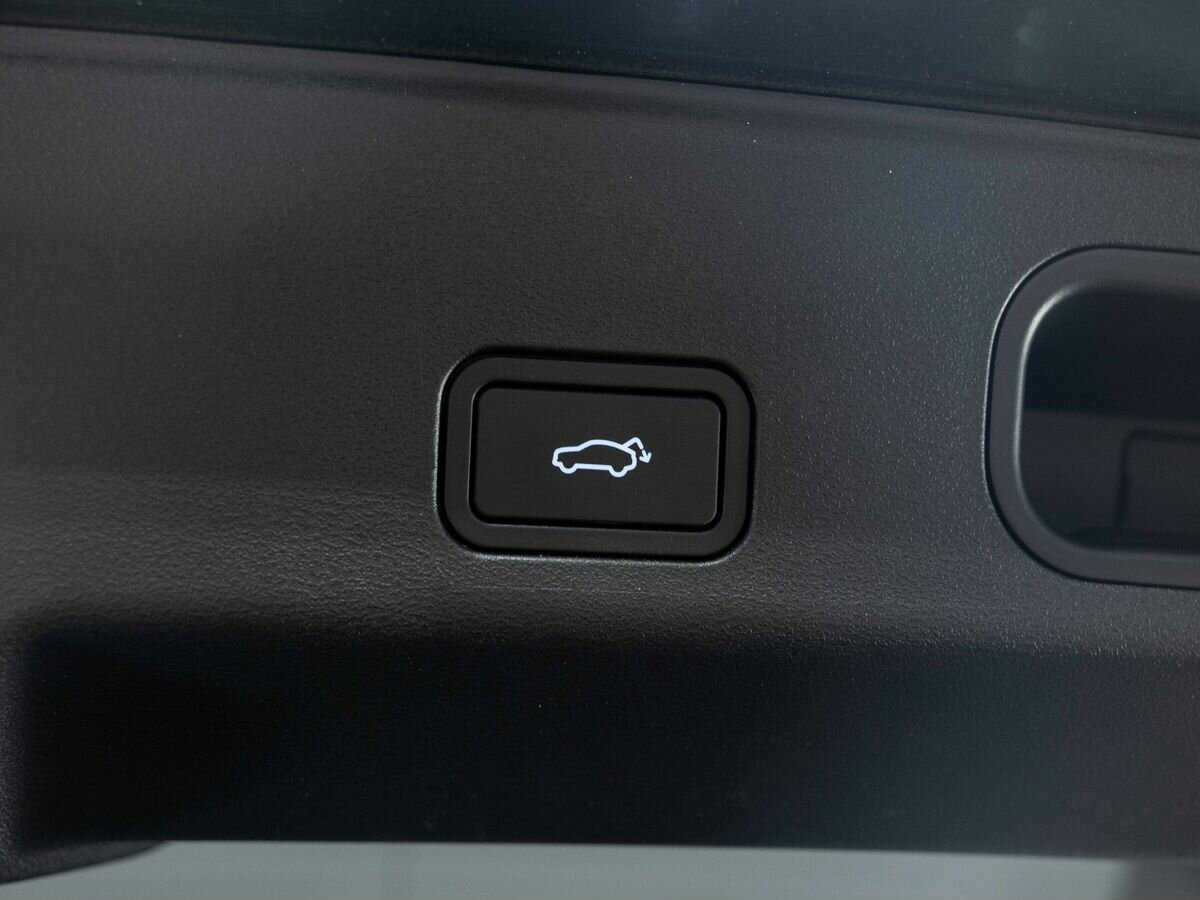 Geely Atlas с пробегом — 2023 год. Фото: #27