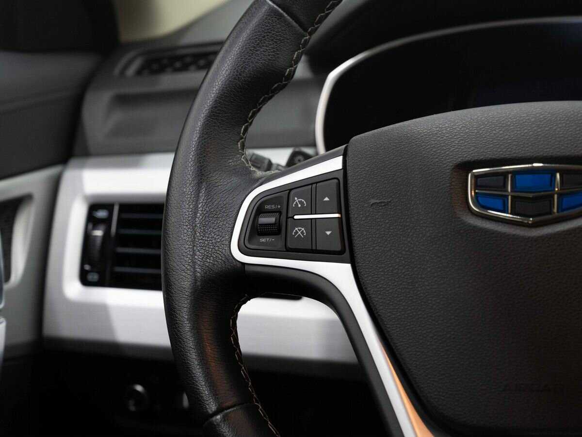 Geely Atlas с пробегом — 2018 год. Фото: #17