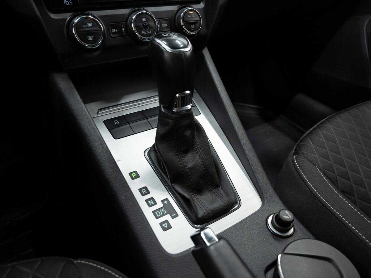 Skoda Octavia с пробегом — 2016 год. Фото: #22