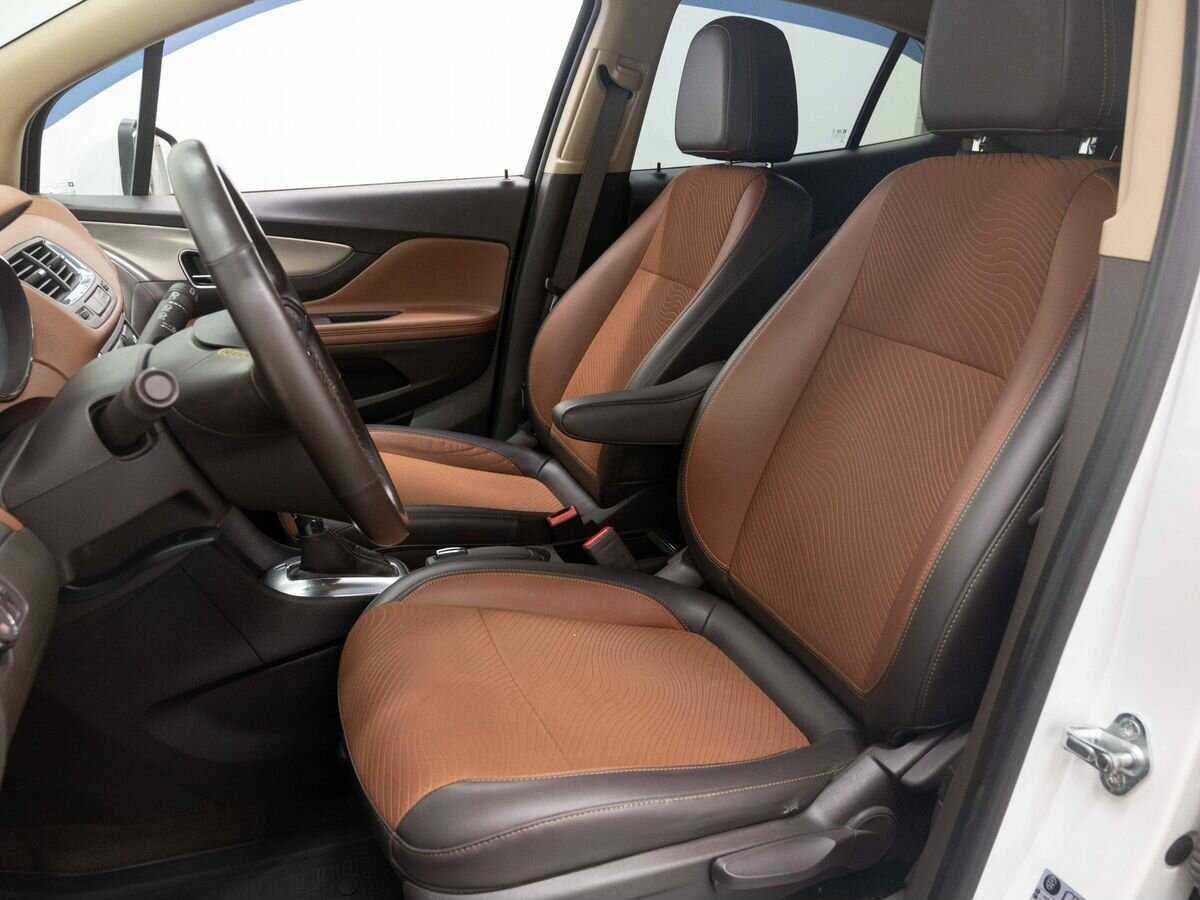 Opel Mokka с пробегом — 2014 год. Фото: #8