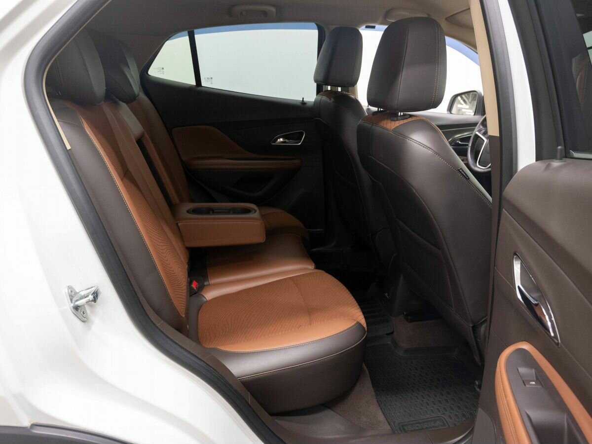 Opel Mokka с пробегом — 2014 год. Фото: #10