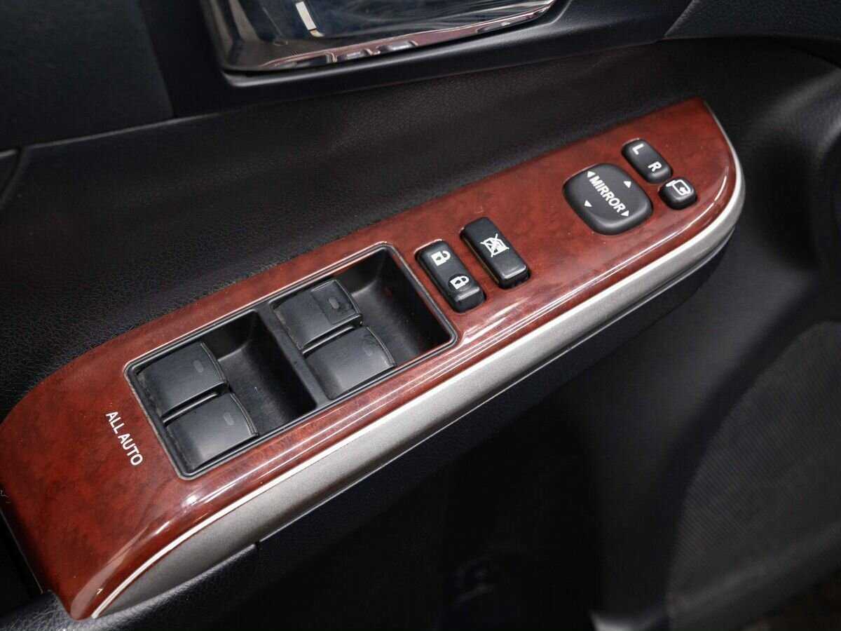 Toyota Camry с пробегом — 2012 год. Фото: #18