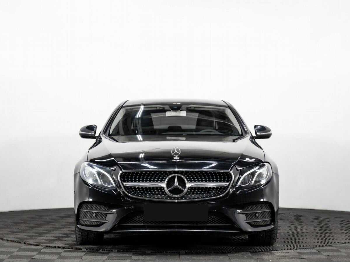 Mercedes-Benz E-Класс с пробегом — 2019 год. Фото: #1