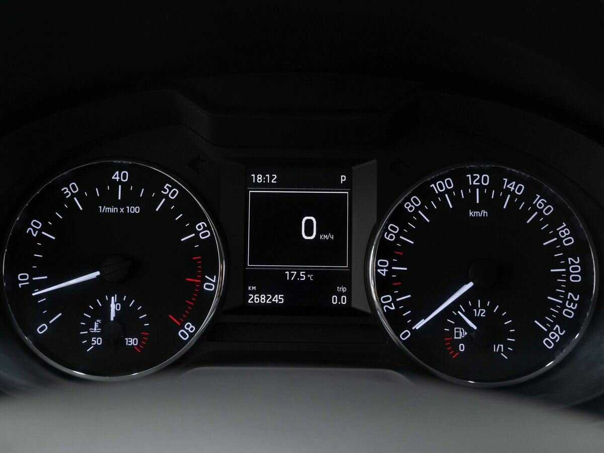 Skoda Octavia с пробегом — 2013 год. Фото: #15