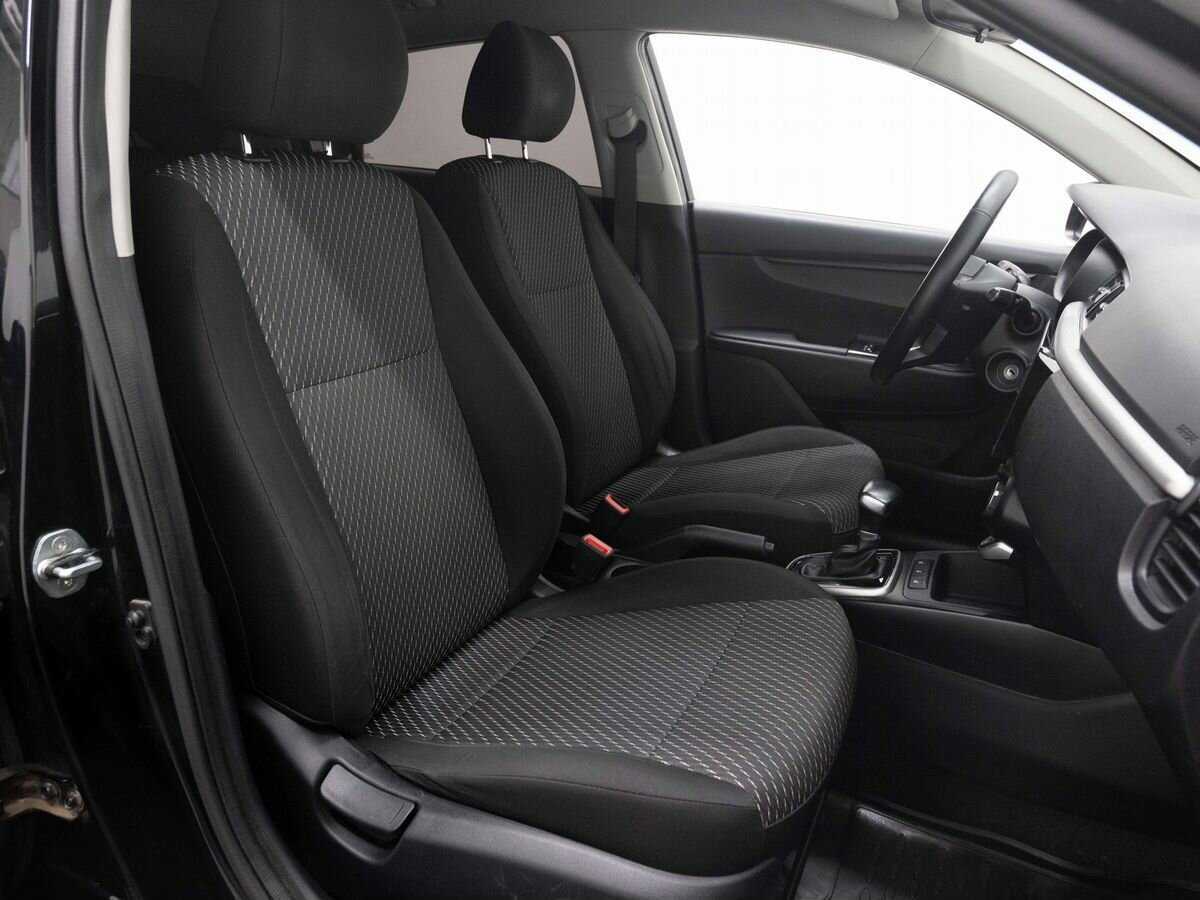 Kia Rio с пробегом — 2017 год. Фото: #12