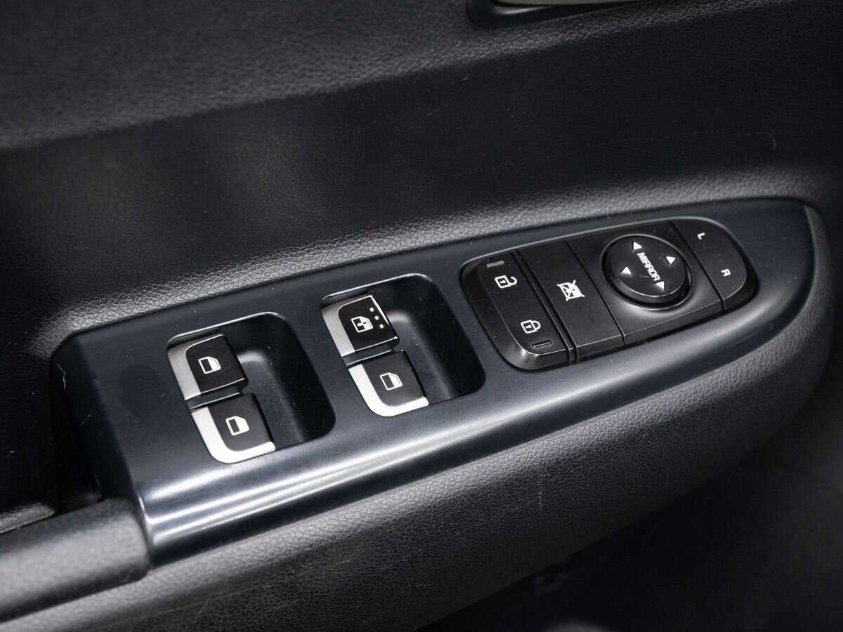 Kia Rio с пробегом — 2017 год. Фото: #16