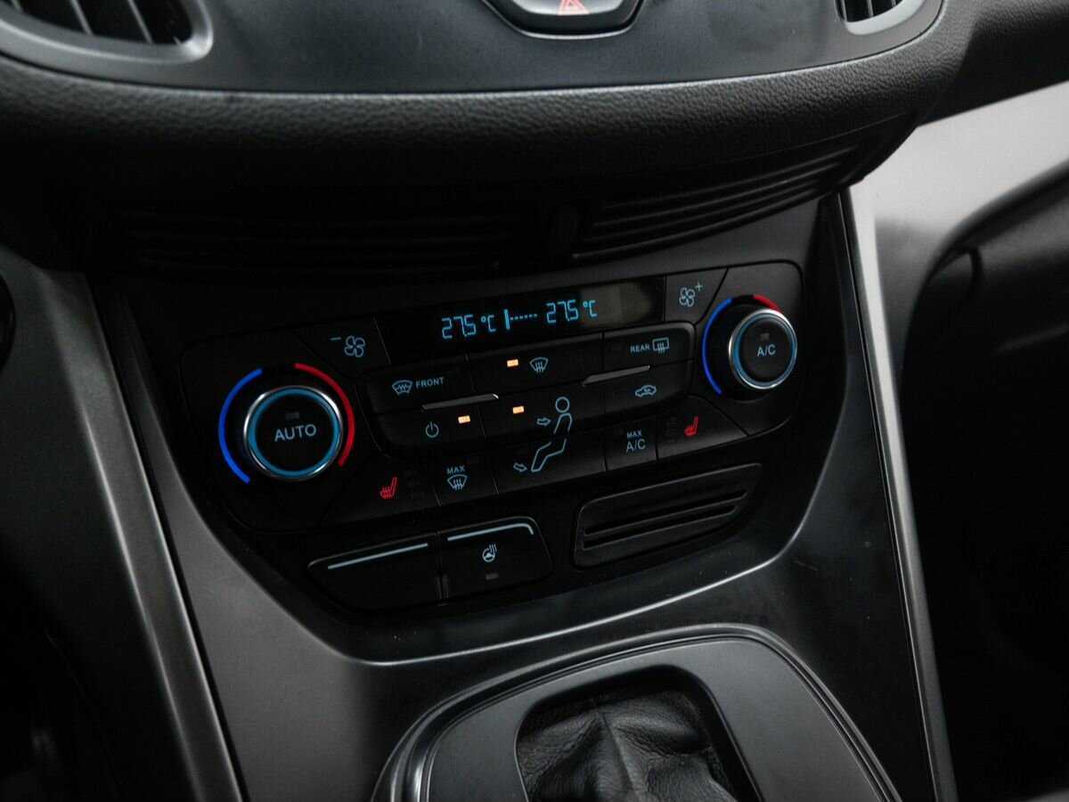 Ford Kuga с пробегом — 2017 год. Фото: #18