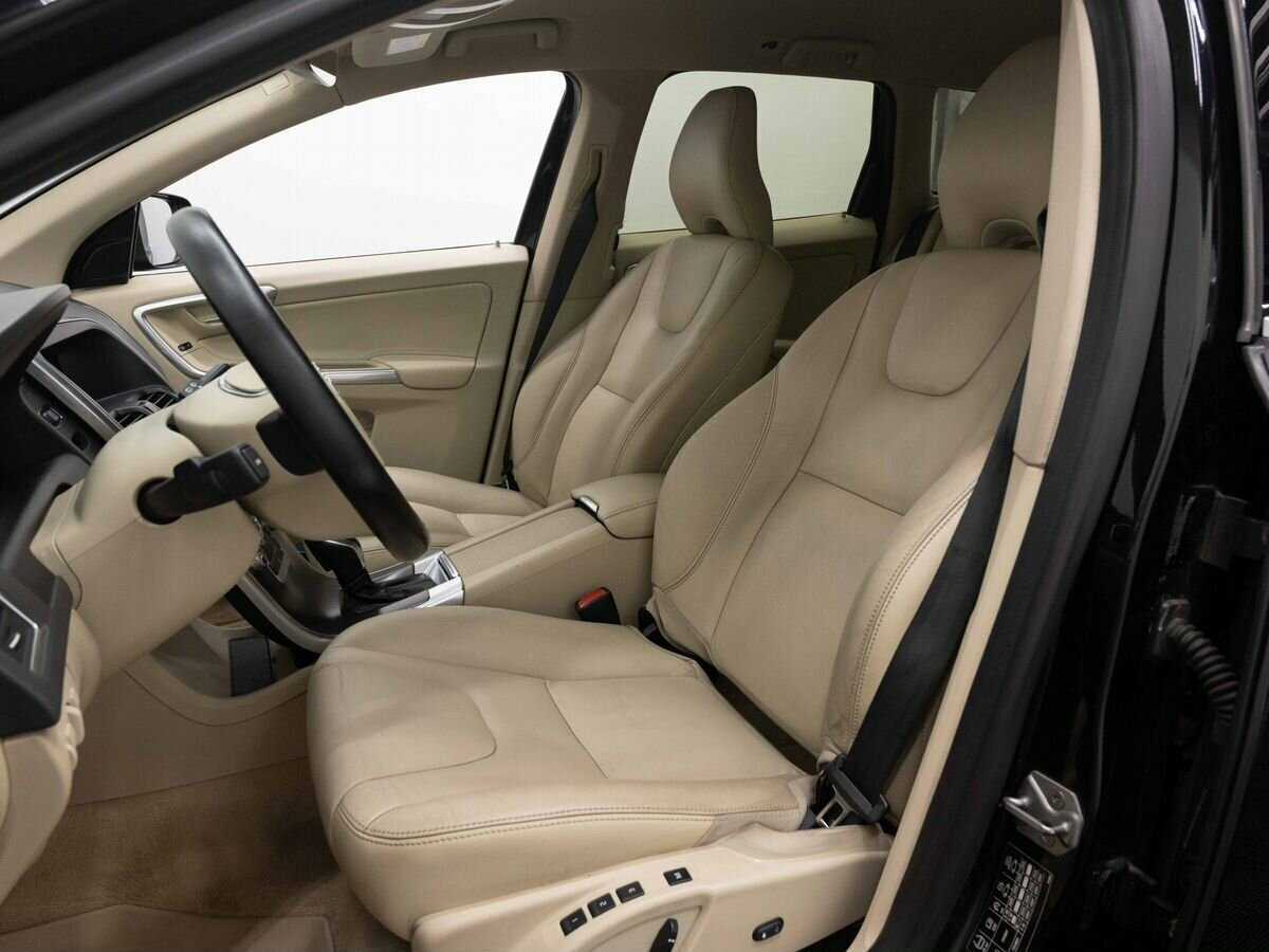 Volvo XC60 с пробегом — 2014 год. Фото: #9