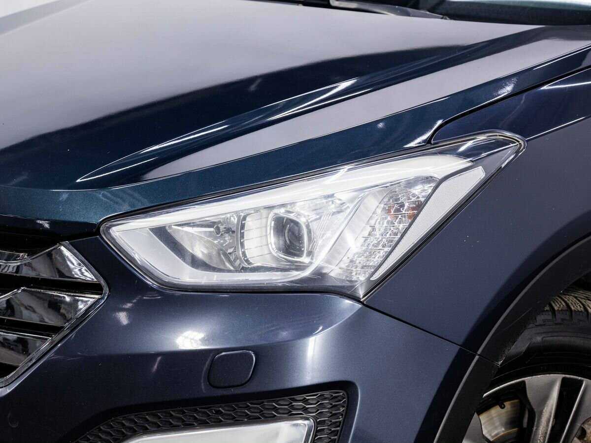 Hyundai Santa Fe с пробегом — 2012 год. Фото: #6