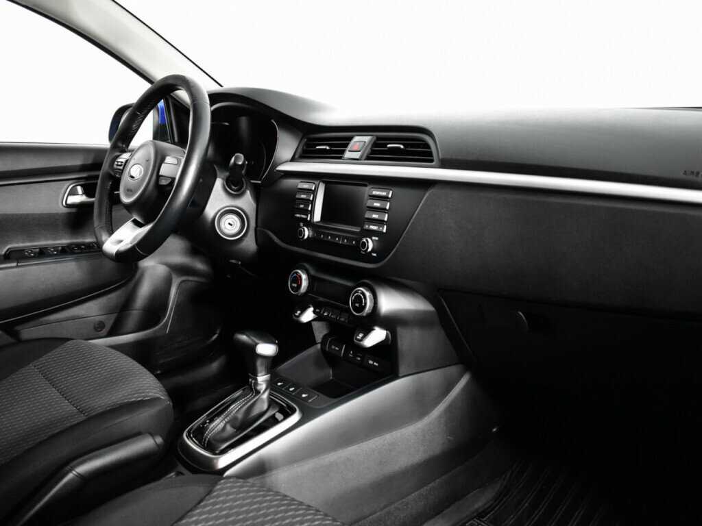 Kia Rio с пробегом — 2018 год. Фото: #8