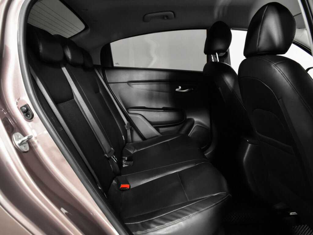 Kia Rio с пробегом — 2019 год. Фото: #9