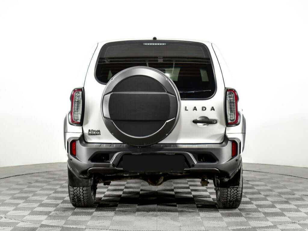 Lada (ВАЗ) Niva с пробегом — 2021 год. Фото: #5