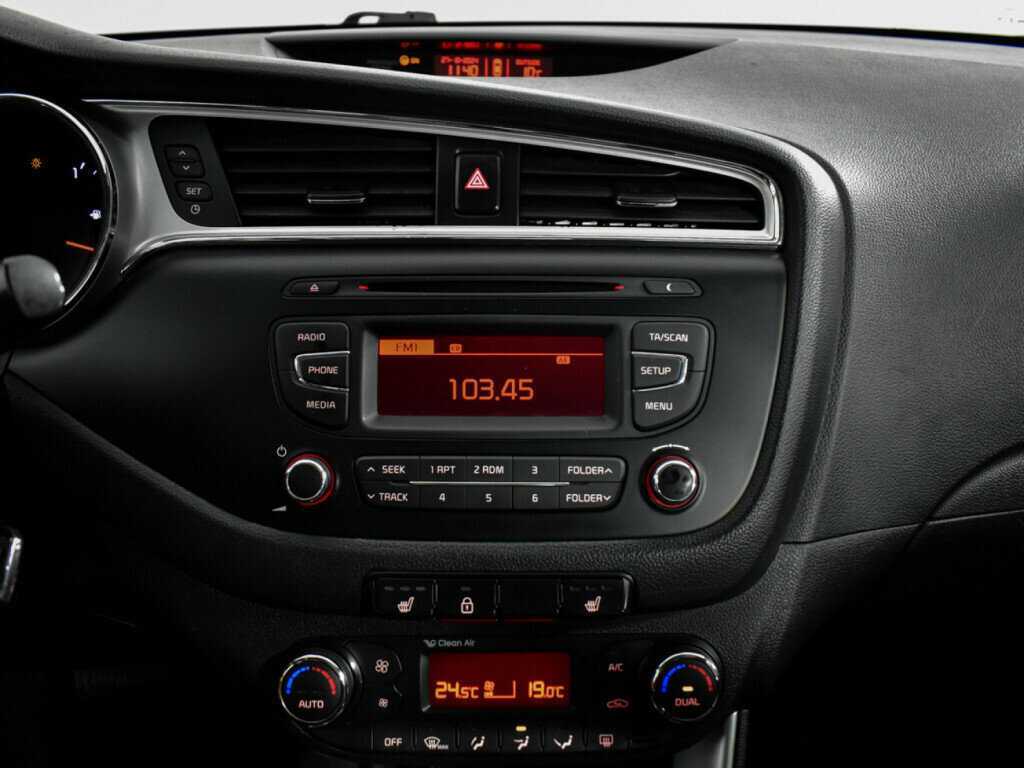 Kia Ceed с пробегом — 2017 год. Фото: #14