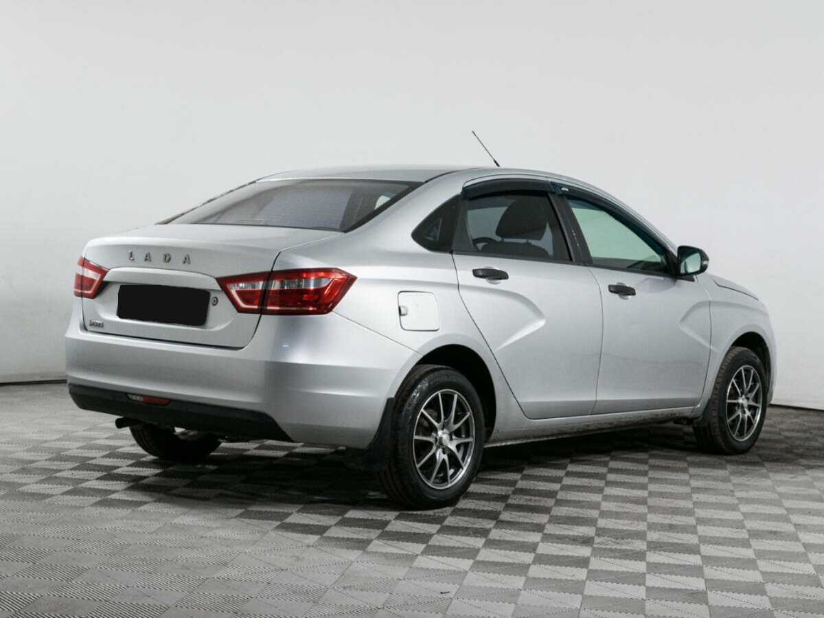 Lada (ВАЗ) Vesta с пробегом — 2017 год. Фото: #4