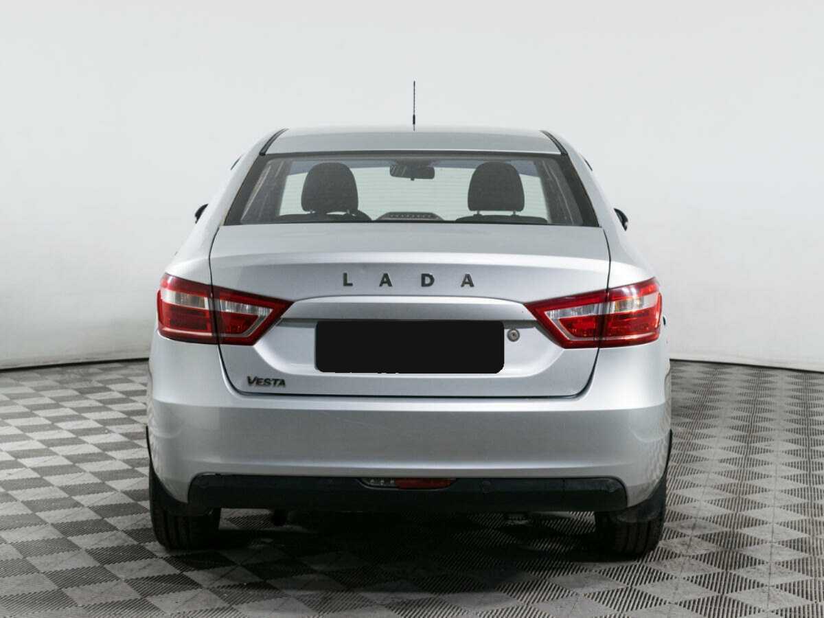 Lada (ВАЗ) Vesta с пробегом — 2017 год. Фото: #5