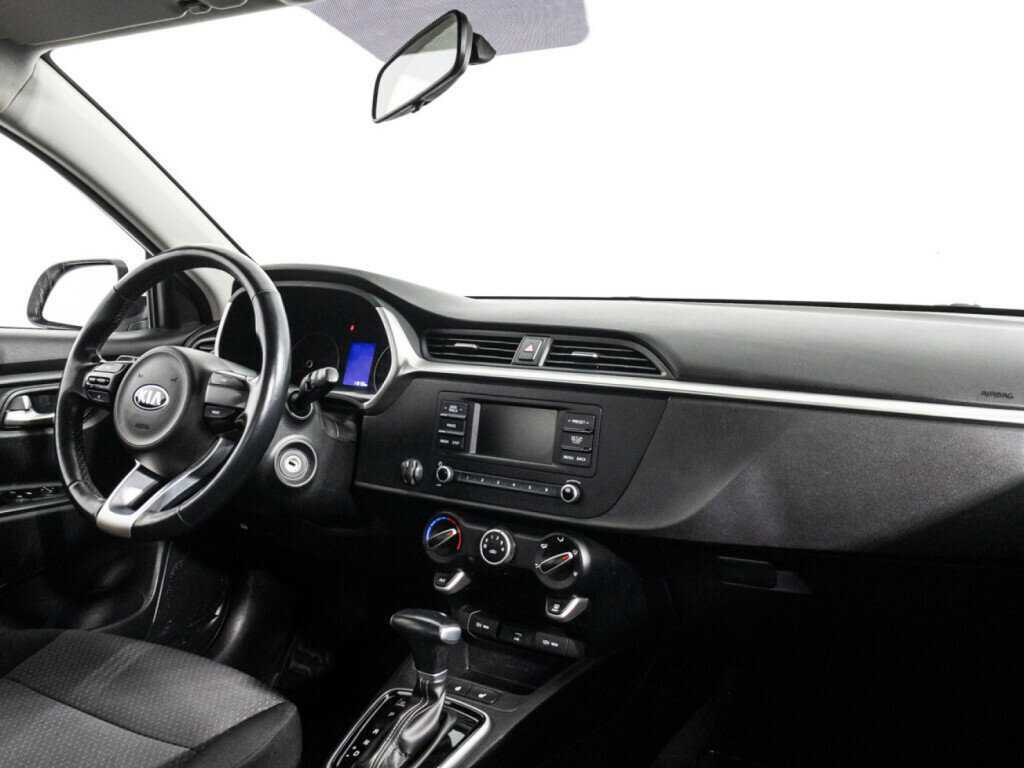 Kia Rio с пробегом — 2020 год. Фото: #8