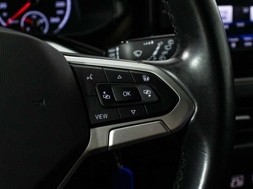 Volkswagen Polo с пробегом — 2020 год. Фото: #15