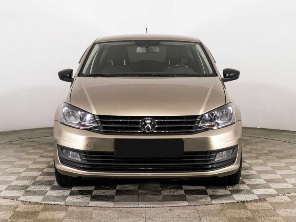 Volkswagen Polo с пробегом — 2018 год. Фото: #1