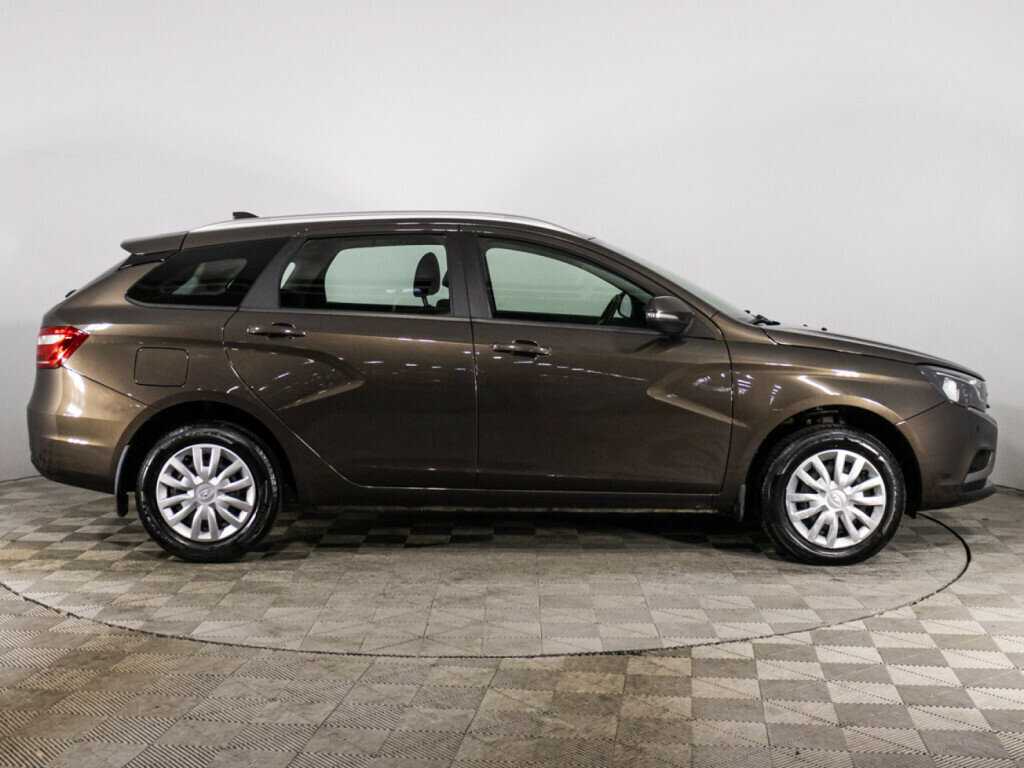 Lada (ВАЗ) Vesta с пробегом — 2021 год. Фото: #3