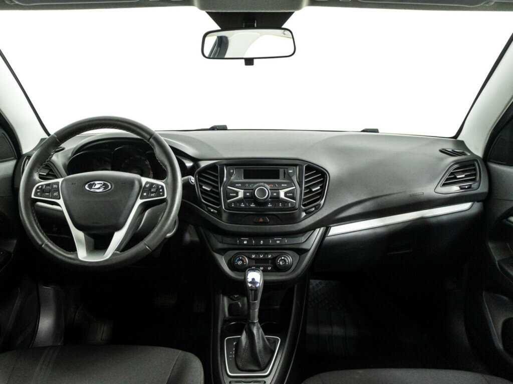 Lada (ВАЗ) Vesta с пробегом — 2021 год. Фото: #12