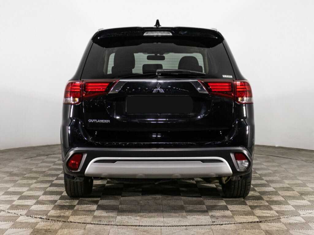 Mitsubishi Outlander с пробегом — 2021 год. Фото: #5