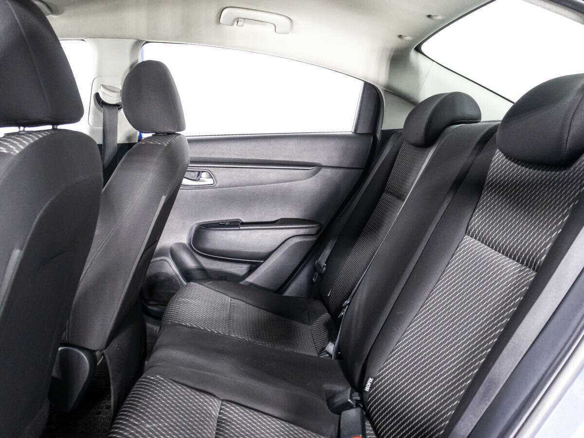 Kia Rio с пробегом — 2017 год. Фото: #9