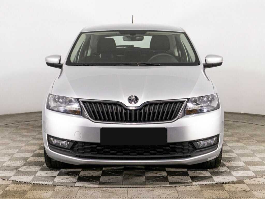 Skoda Rapid с пробегом — 2018 год. Фото: #1