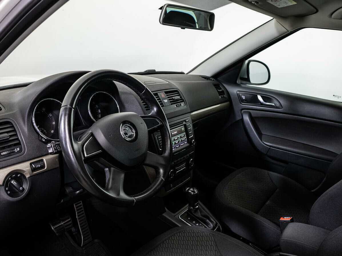Skoda Yeti с пробегом — 2014 год. Фото: #10