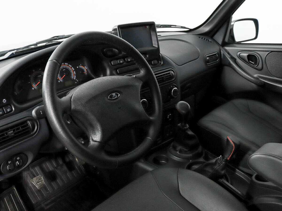 Lada (ВАЗ) Niva с пробегом — 2023 год. Фото: #8