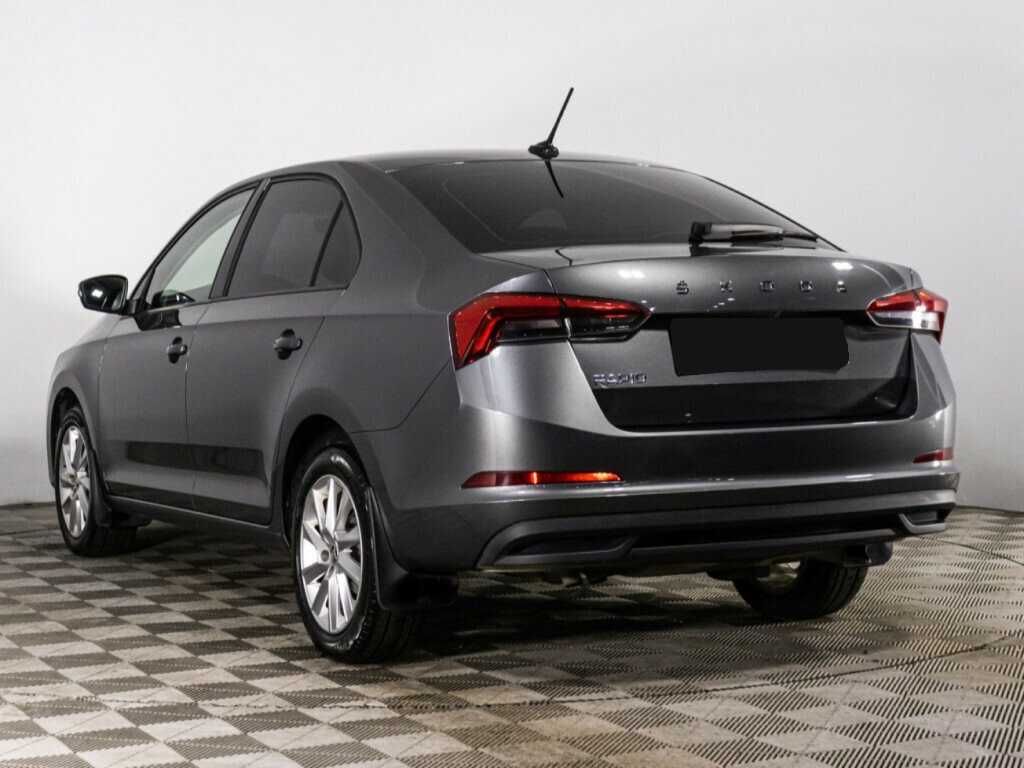 Skoda Rapid с пробегом — 2021 год. Фото: #6