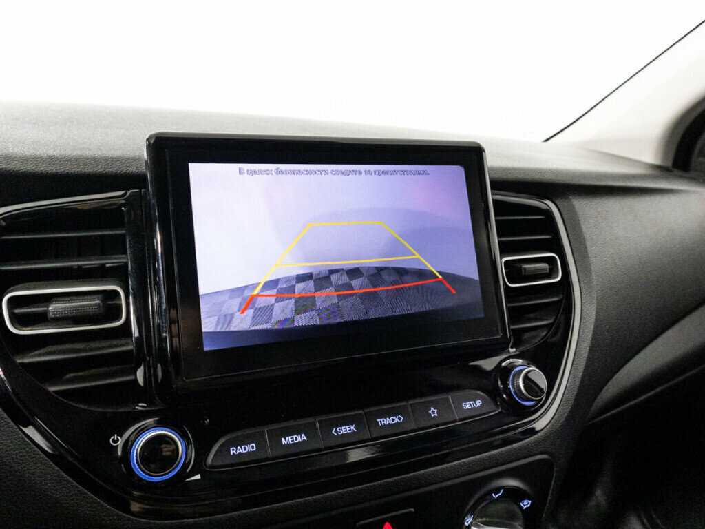 Hyundai Solaris с пробегом — 2021 год. Фото: #14