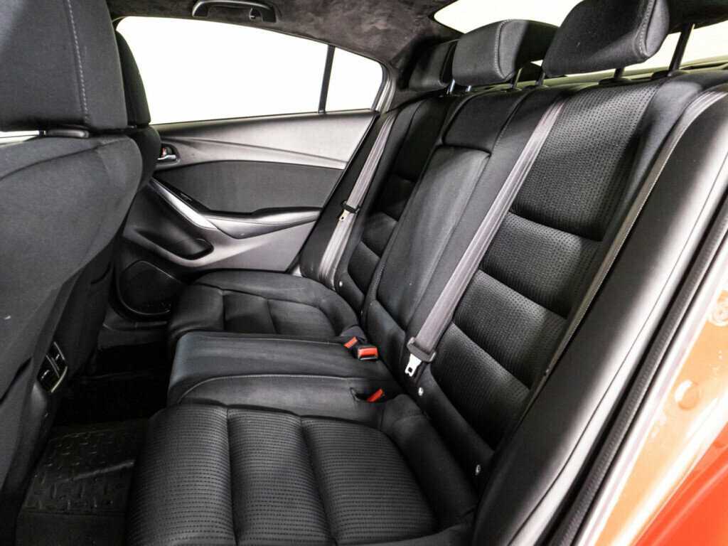 Mazda 6 с пробегом — 2018 год. Фото: #9