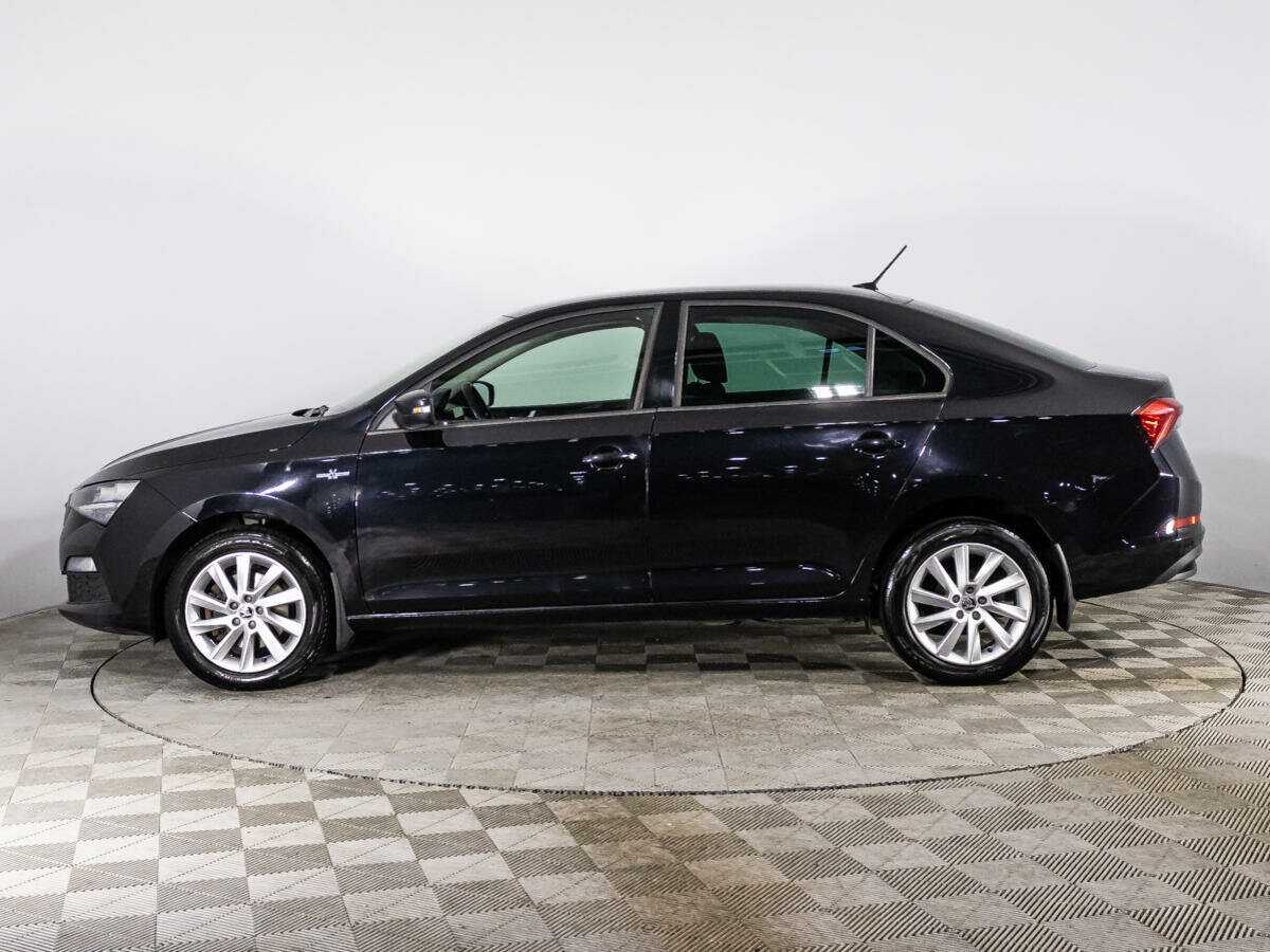 Skoda Rapid с пробегом — 2021 год. Фото: #7