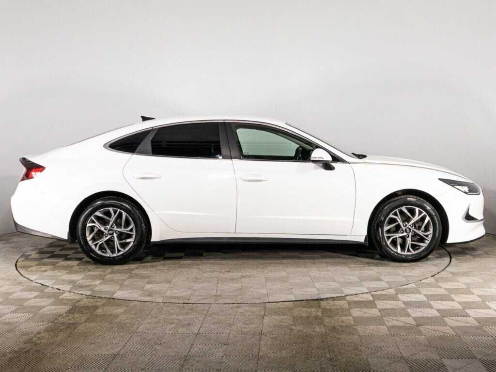 Hyundai Sonata с пробегом — 2020 год. Фото: #3