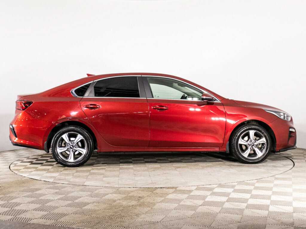 Kia Cerato с пробегом — 2019 год. Фото: #3