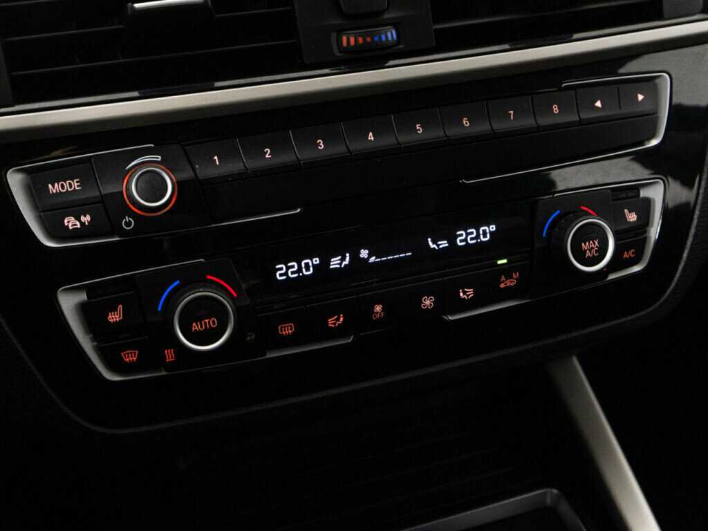 BMW 1 серии с пробегом — 2017 год. Фото: #14