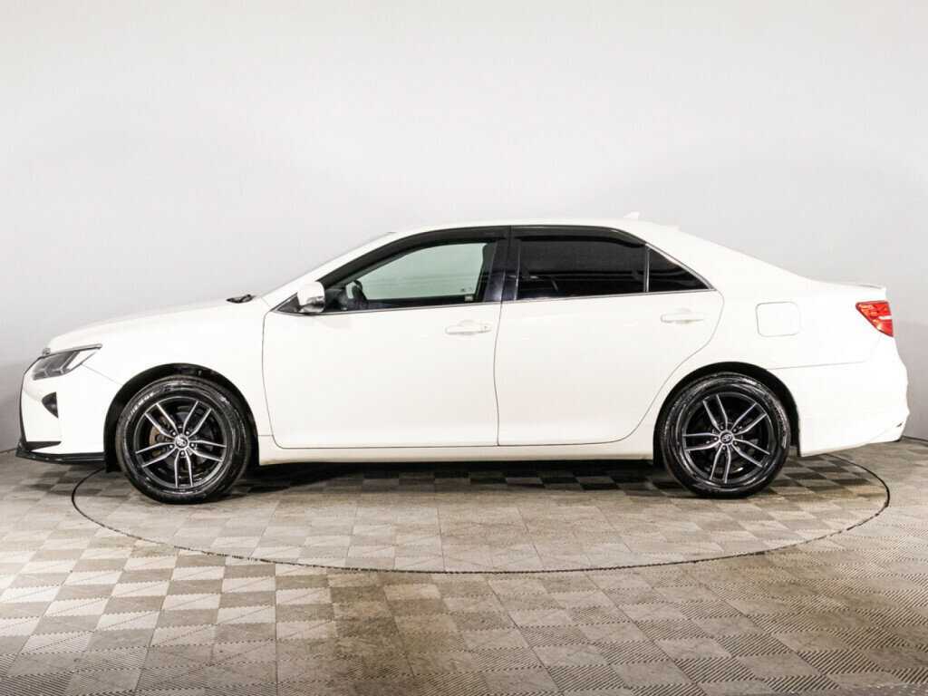 Toyota Camry с пробегом — 2018 год. Фото: #7