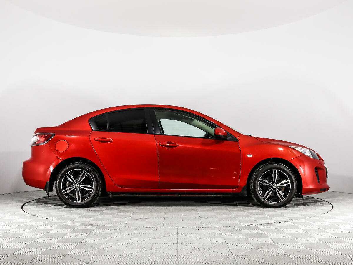 Mazda 3 с пробегом — 2012 год. Фото: #3