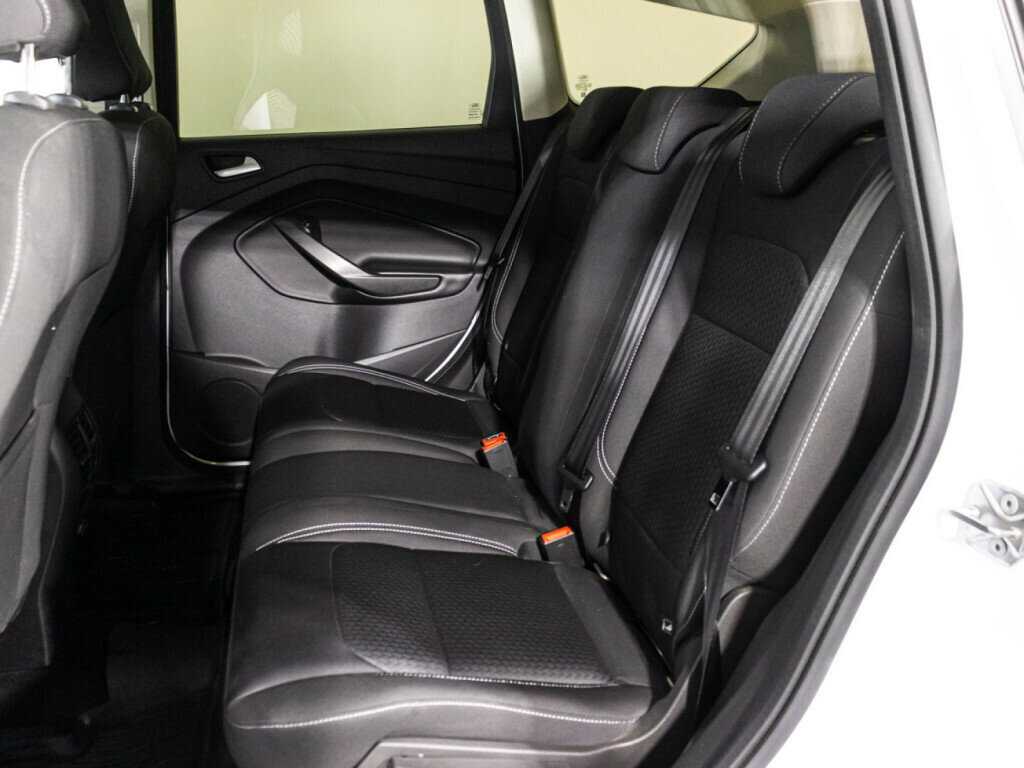 Ford Kuga с пробегом — 2018 год. Фото: #9