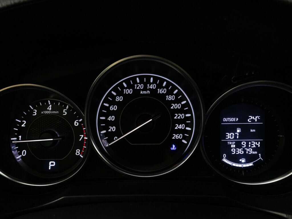 Mazda 6 с пробегом — 2014 год. Фото: #11