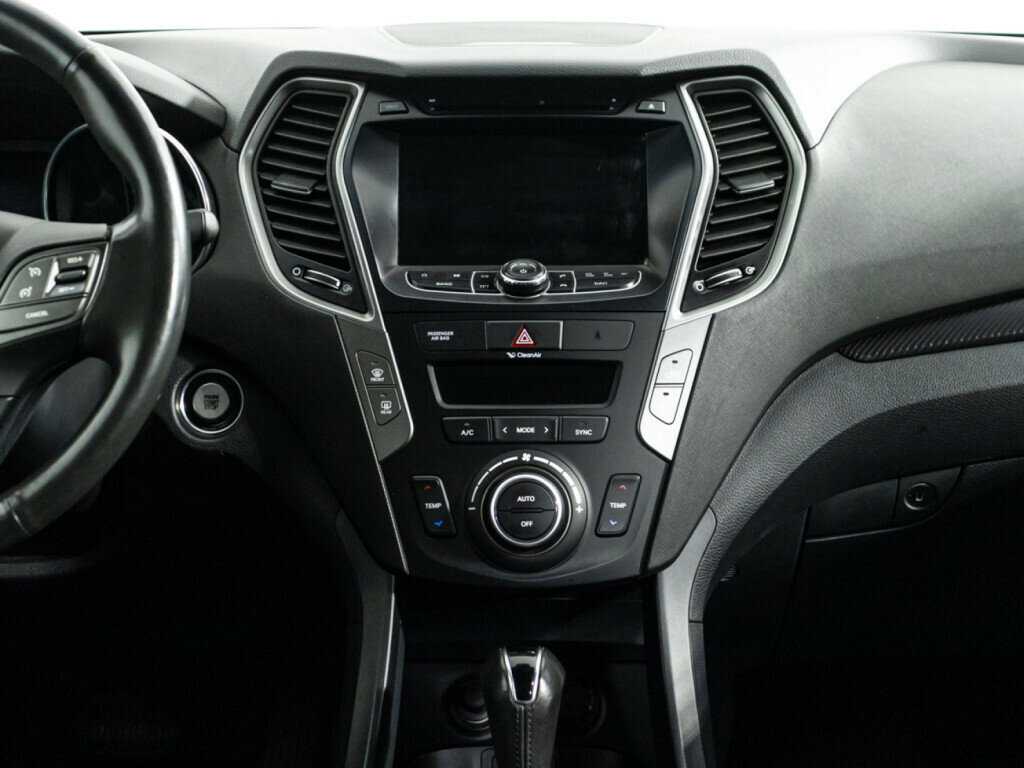 Hyundai Santa Fe с пробегом — 2017 год. Фото: #13