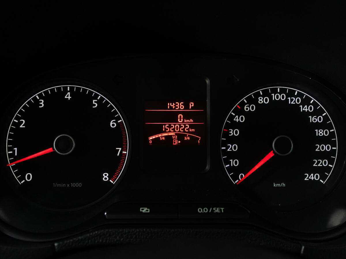 Volkswagen Polo с пробегом — 2014 год. Фото: #11