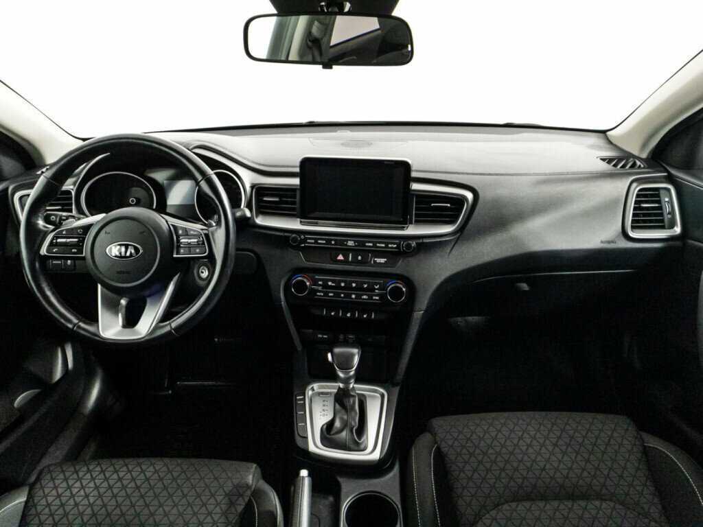 Kia Ceed с пробегом — 2018 год. Фото: #12