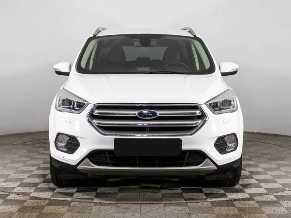 Ford Kuga с пробегом — 2018 год. Фото: #1