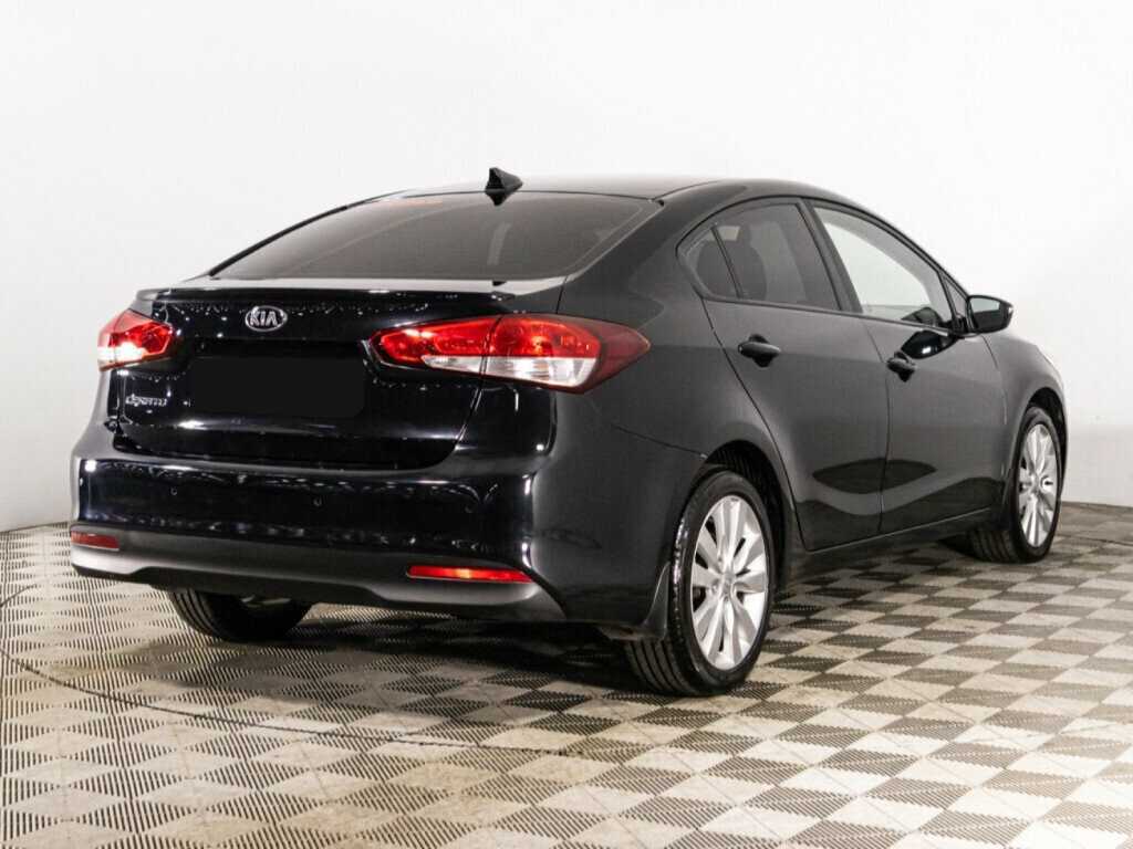 Kia Cerato с пробегом — 2017 год. Фото: #4